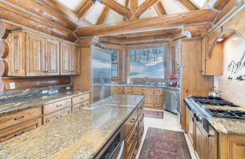 Mountain Village Chalet De Esquí | Bearpaw Manor by Exceptional Stays