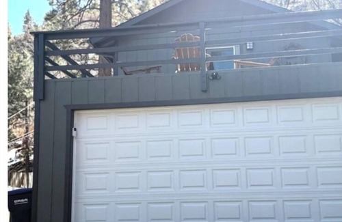 Wrightwood Casa | Beary Cozy Cabin, 3-bdrm house in Wrightwood with WiFi. EV charger