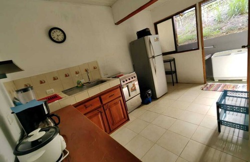 Uvita Cabaña | Beatiful Cozy House/Nice garden-near to the beach