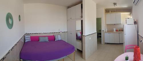 Netanya Apartamento | Beau 2 pièces et Beau studio clair en plein centre ville Netanya