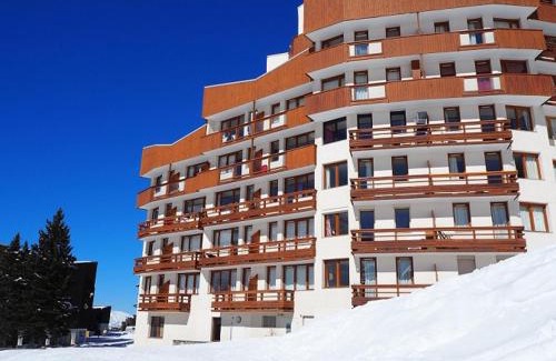 Reberty Apartamento | Beau 2P Cabine 6 Pers, 30m², Exposition Sud, Ski Aux Pieds, Parking Inclus - Les Menuires - FR-1-178-325