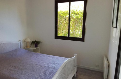 Mandelieu-La-Napoule Apartamento | Beau deux pièces avec piscine