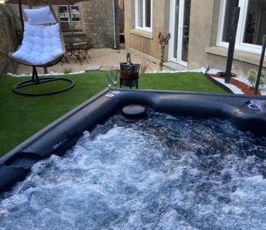 Avranches Apartamento | Beau Loft room proche mont saint Michel jaccuzi illimité en plein centre Avranches
