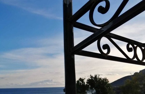 Theoule-sur-Mer Villa | Muy bonita propiedad junto al mar, a 5 minutos de la playa y del puerto.