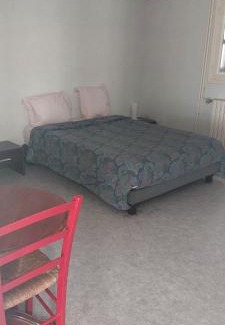 Chateauroux Apartamento | Beau studio