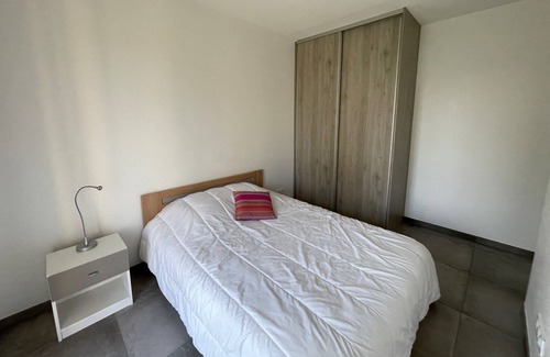 Sene Apartamento | Beau T3 Meuble A Sene à 100 m de la mer Avec vue sur le Golfe du Morbihan