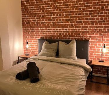 La Ville-du-Bois Apartamento | BEAU T3 STYLE INDUSTRIEL N20 ORLY PARIS WIFI Underground Industry