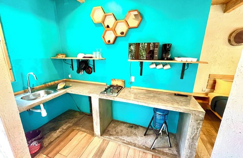 Zinacantan Cabina | Beautiful cabin in the middle of the forest, Cabaña Colibrí.