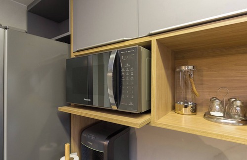 Bairro Jardim Botanico Apartamento | Beautiful, cozy , renovated apartment blocks from the Botanical Garden.