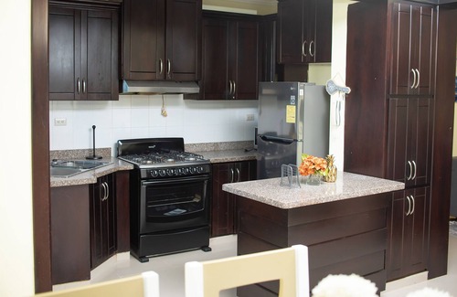 San Francisco de Macoris Condominio | Beautiful 1st Floor, 3 bedroom Condo! Salida a Santo Domingo! SFM private patio!