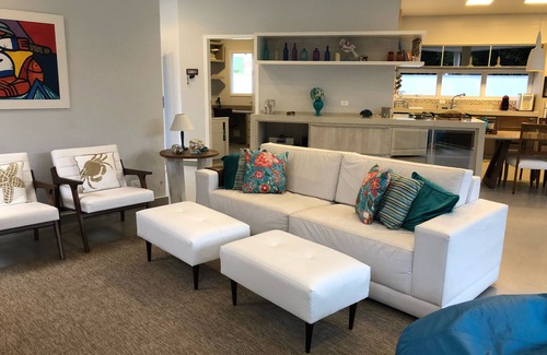 Costa do Sol Casa | Hermosa casa de playa en comunidad cerrada con 5 habitaciones. Capacidad para 13 personas!