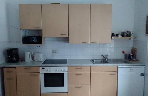Krembz Condominio | Simplemente siéntase bien, hermosa casa de vacaciones rodeada por el bosque y un gran jardín.