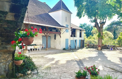 Saint-Berain-sur-Dheune Cabaña | Beautiful country home in the heart of Burgundy!