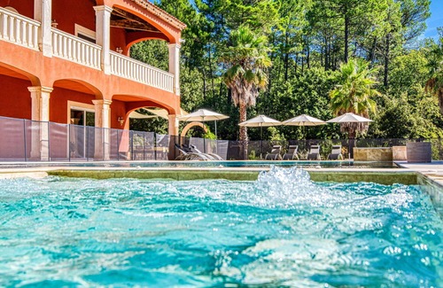 Meounes-les-Montrieux Casa | Casa de vacaciones privada con bañera de hidromasaje, piscina privada, WIFI, A/C, TV, terraza