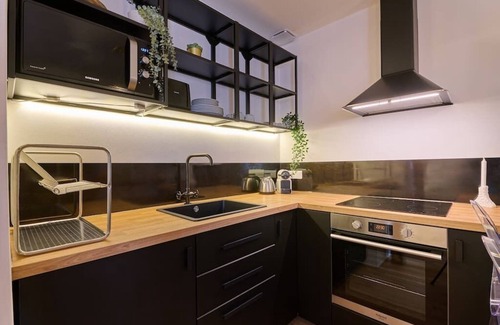 Veneux-les-Sablons Apartamento | ★★★★★ Beautiful Duplex Design with private terrace - Ideally located