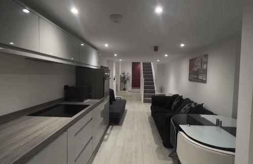 Royal Tunbridge Wells Apartamento | Bonito Apartamento a Estrenar en el Centro del Pueblo