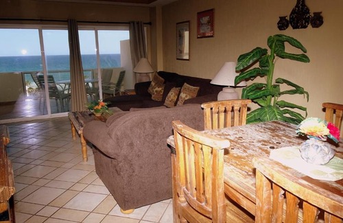 Sandy Beach Apartamento | Beautiful 1,5 Bedroom Condo on the Sea of Cortez at Las Palmas Resort BN-603A condo