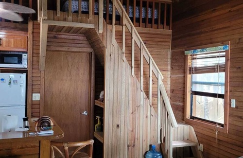 Oakridge Cabaña | Beautiful 1 Bedroom Cottage With Oceanview