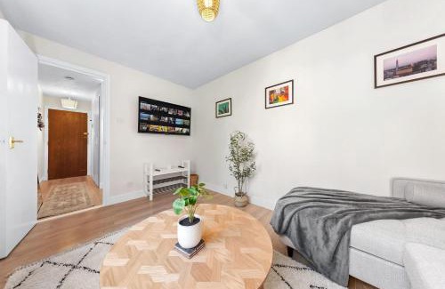 South Bermondsey Apartamento | Beautiful 1 bed close to amenities