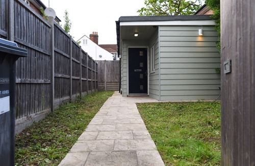 Edgware Casa | Beautiful 1-Bed House in Edgware