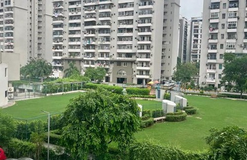Indirapuram Apartamento | Beautiful 1 Bed Room
