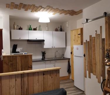 Hyeres City Centre Casa | Beautiful 1 bedroom with pool tennis and terrace - Dodo et Tartine
