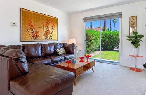 Araby Commons Condominio | Beautiful 1 Br. Condo (83124) by Houzlet