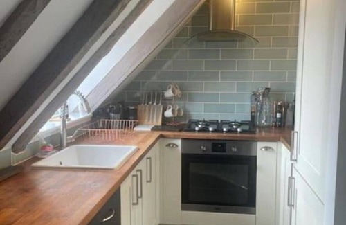 Ware Casa | Beautiful 1600’s loft apartment.