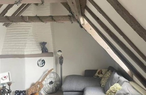 Ware Casa | Beautiful 1600’s loft apartment.