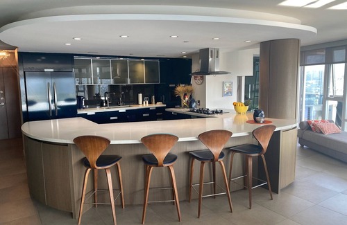 West Side Apartamento | Beautiful 1800 Sq Ft Penthouse with Amazing Location in Yaletown
