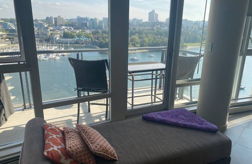 West Side Apartamento | Beautiful 1800 Sq Ft Penthouse with Amazing Location in Yaletown