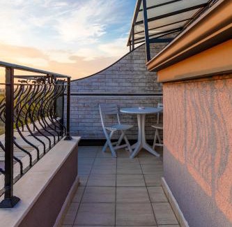 Plovdiv Apartamento | Beautiful 1BD Apartment with a Parking Spot