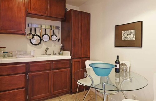Playa Del Rey Condominio | Hermoso 1 Bd - pasos de la playa, cerca de LAX