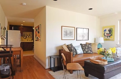 Playa Del Rey Condominio | Hermoso 1 Bd - pasos de la playa, cerca de LAX