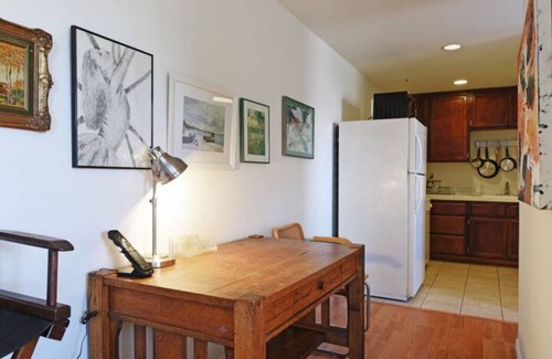 Playa Del Rey Condominio | Hermoso 1 Bd - pasos de la playa, cerca de LAX