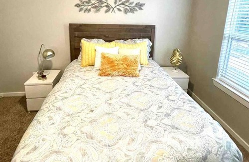 Oakland Estates Apartamento | Beautiful 1Bed/Bath Centrally Located