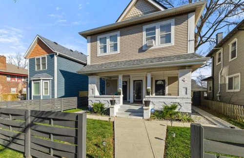 Near Northside Apartamento | Beautiful 1Bedroom Apt - with Spacious Living Room