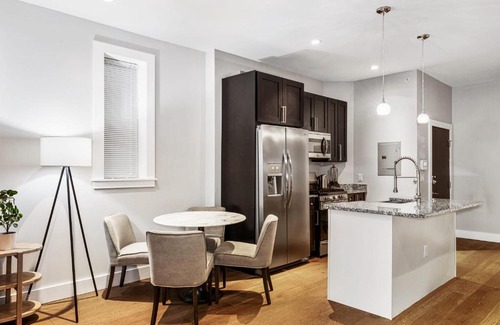Downtown Harrisburg Apartamento | Beautiful 1BR in Perfect Downtown Location