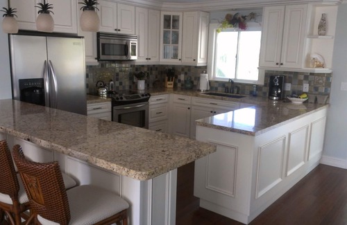 Little Torch Key Casa | Hermosa 2/2 Waterfront Designer Home para su escapada familiar