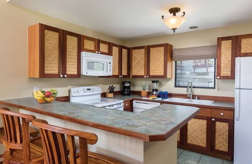 Kailua-Kona Complejo | Beautiful 2 bdrm full kitchen