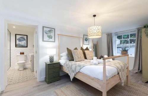 Cheltenham Apartamento | Beautiful 2-Bed 2 Bath Regency Flat with Parking