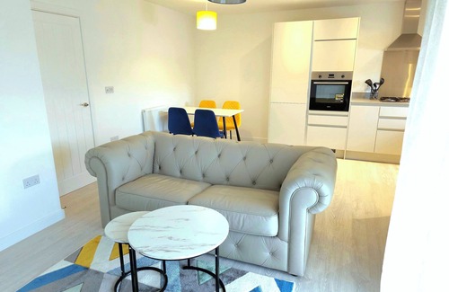 Greenhithe Apartamento | Beautiful 2-bed Apartment in Greenhithe, Bluewater, Free parking space