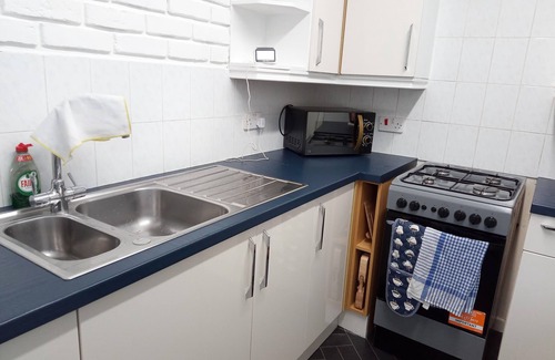 Bolton Apartamento | Beautiful 2-bed House in Bolton With Free Parking