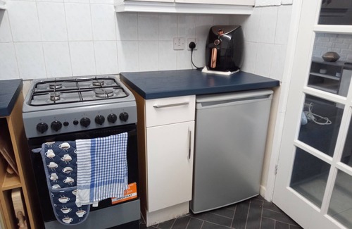 Bolton Apartamento | Beautiful 2-bed House in Bolton With Free Parking