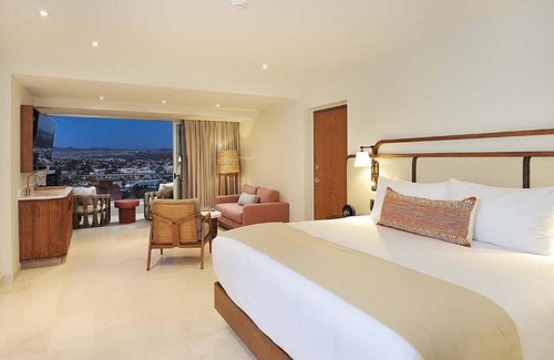 Juárez Hotel | Beautiful, 2 Bedroom suite with ocean view, located in the new Corazon tower.