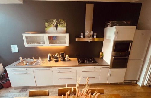 Sint-Gillis Apartamento | Beautiful 2-bedroom artist's apartment with all comforts in the heart of Saint-Gilles