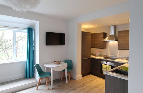 Liverpool Apartamento | Hermoso apartamento de 2 dormitorios en una excelente ubicación en Childwall Fiveways (Flat 2)
