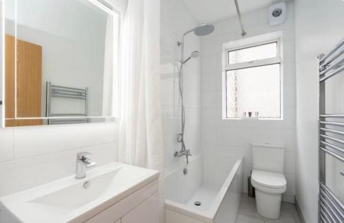 Roundhay Apartamento | Beautiful 2 Bedroom Flat on Street Lane
