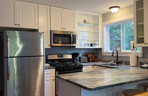 Mount Sunapee Casa | Beautiful 2 bedroom house in Newbury!