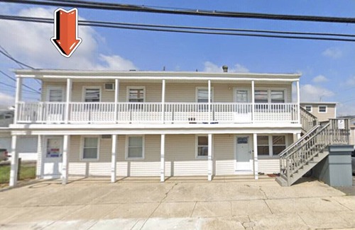Seaside Heights Condominio | ¡Hermosa! A 2 cuadras de paseo marítimo, playa, restaurantes y atracciones. Recientemente remodelado.